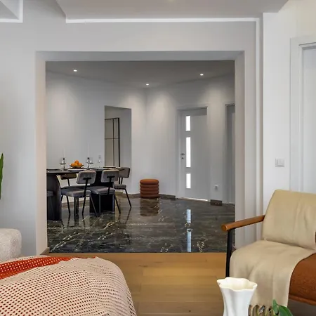 Appartamento Grand 3br Near Athenaeum & Calea Victoriei Bucarest