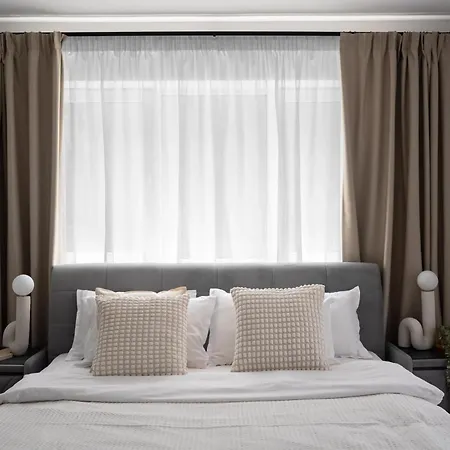 Lejlighed Grand 3br Near Athenaeum & Calea Victoriei