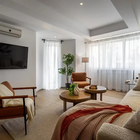 Grand 3br Near Athenaeum & Calea Victoriei * Bucureşti